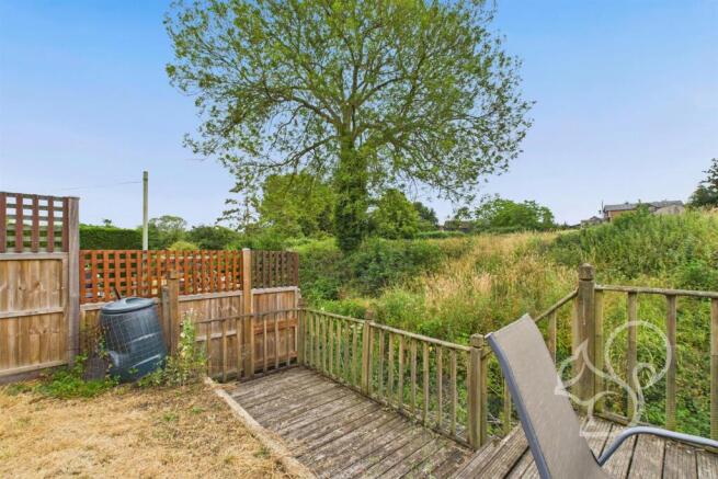 Garden & Views