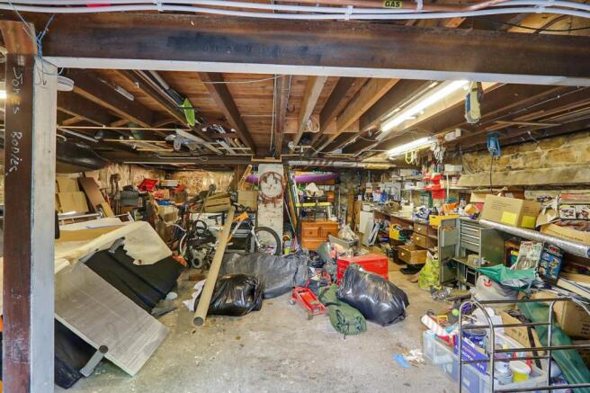 Garage / Workshop