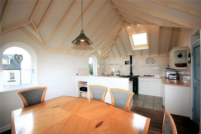 Dining/Kitchen