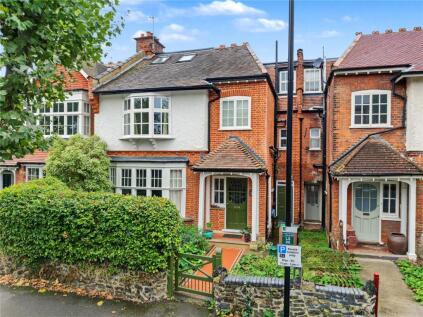 Leaside Avenue, London, N10