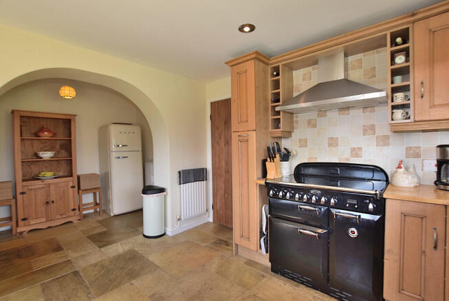 3 bed Detached Bungalow for sale Image 9