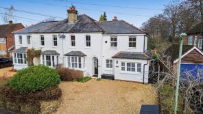 101 Weldale, Busbridge Lane, Godalming GU7 1QH