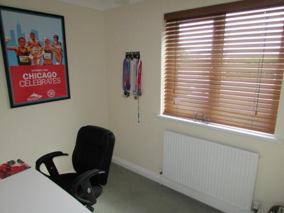 Bedroom/Study