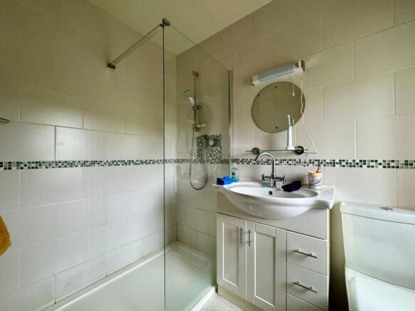4 bed Farm House for sale Image 12
