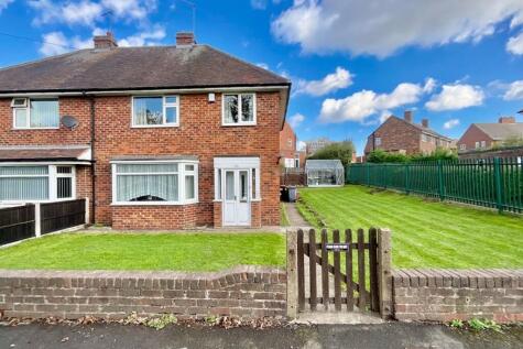 Mansfield Road, Aston, Sheffield, Rotherham, S26 2BR
