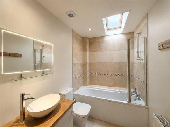 2 bed Link Detached House for sale Image 4