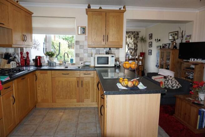 Kitchen/Breakfast