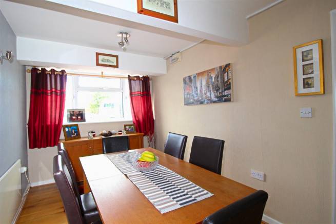 dining room.png