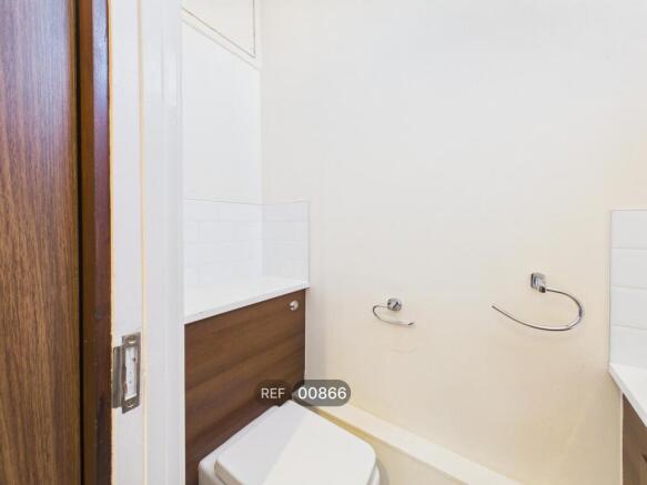 1 bed Not Specified to rent Image 5
