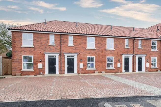 2-bed terraced on De Nerford Road (Off Cley Road), 
Holt, 
NR25 6UA
, £290,000