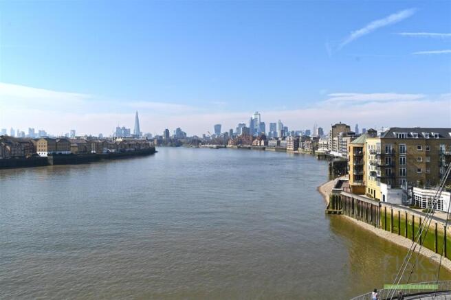 84-Dundee-Wharf (7).JPG