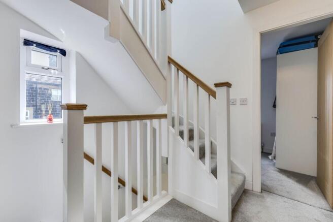4 bed Semi-Detached for sale Image 12
