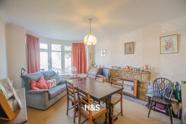 57 station road - front reception.jpg