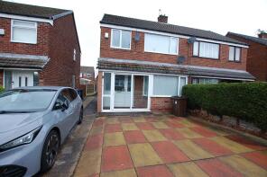 41, Carlisle Crescent, Ashton-under-lyne OL6 8UJ