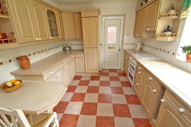 BREAKFAST KITCHEN