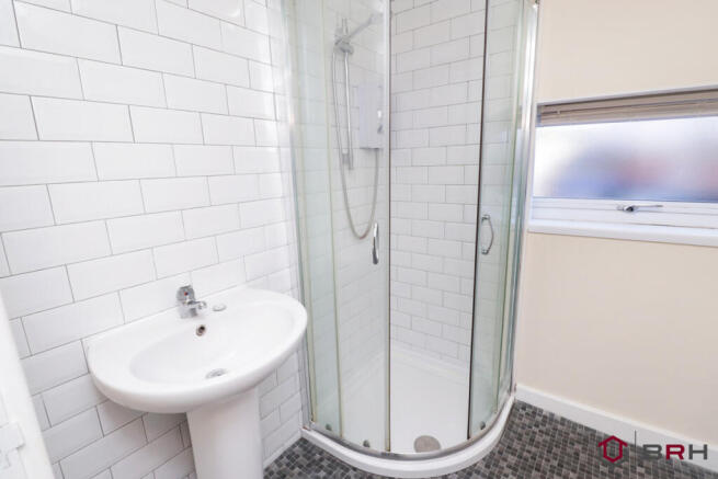 4 bed Block of Apartments for sale Image 6