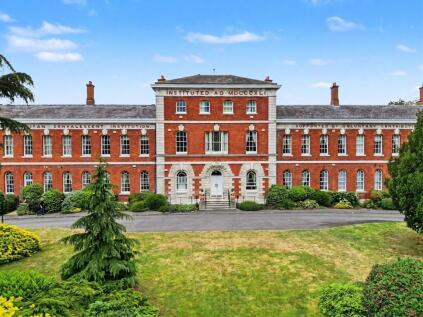 Ellesmere Place, Walton-On-Thames, KT12