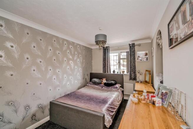 Albany Drive, Cannock, WS122GQ-26.jpg