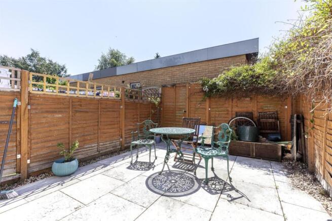 21504_71_smeaton_road5_lo