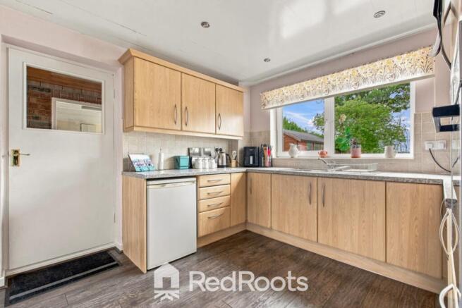 3 bed Detached for sale Image 9