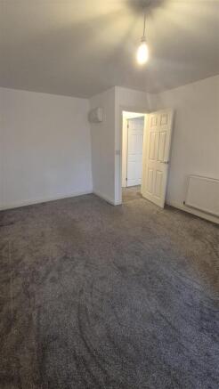 WhatsApp Image 2025-03-11 at 09.54.28 (3).jpeg