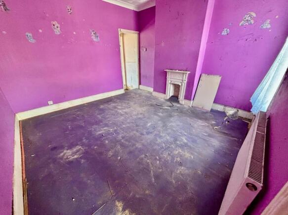 2 bed Terraced for sale Image 6