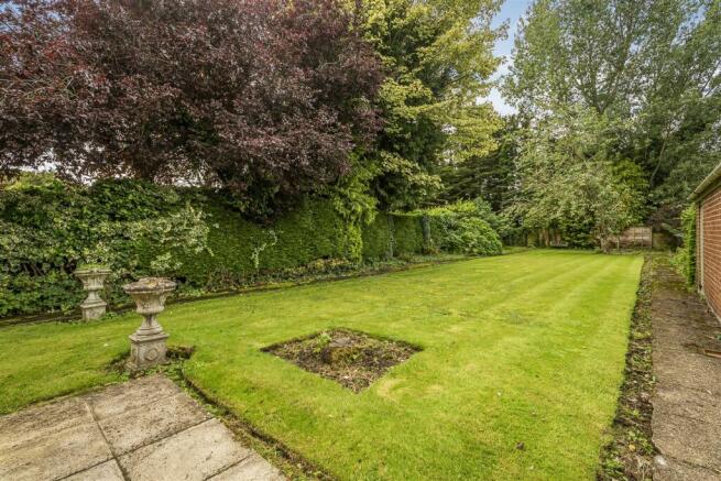 GARDEN