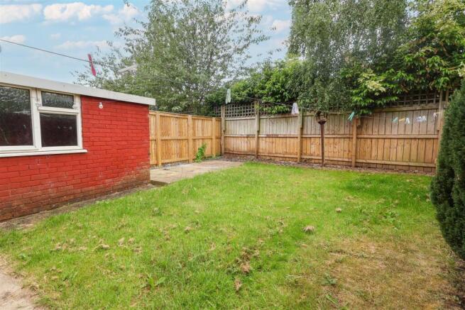 3 bed End of Terrace to rent Image 6