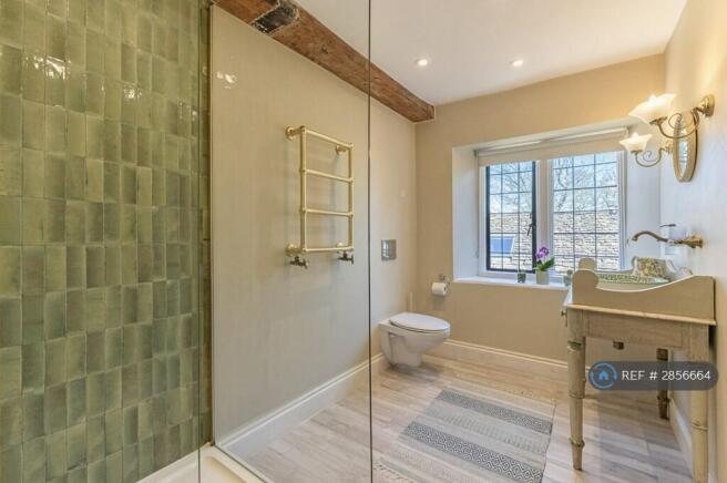 Bedroom 1 Ensuite