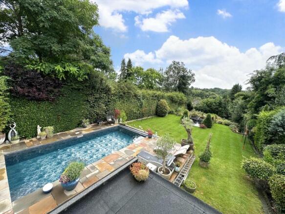 Swimming Pool (4)