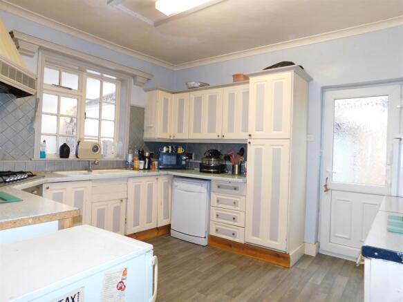 Kitchen 1