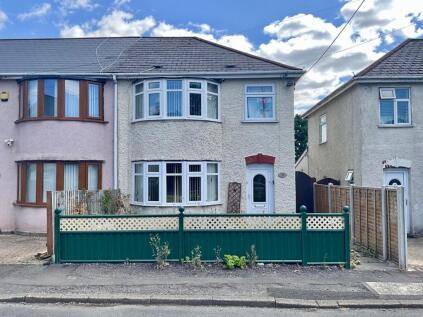 Wayfield Crescent, Cwmbran, NP44