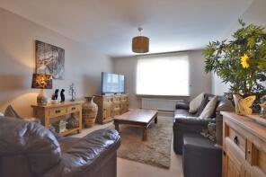 7, Typhoon Way, Wallington SM6 9AW