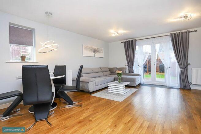 Sitting/Dining Room