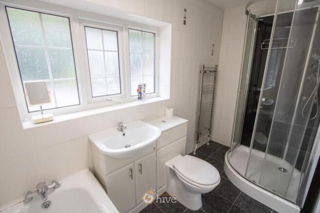 3 bed Terraced for sale Image 12