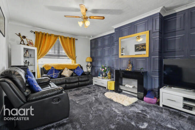 3 bed Terraced for sale Image 10