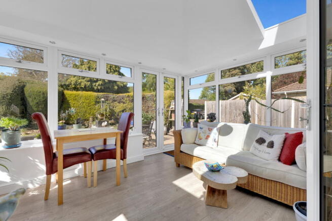 4 bed Detached Bungalow for sale Image 10