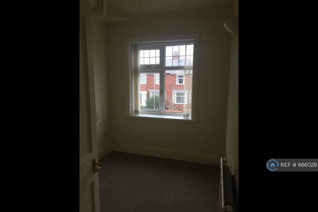 Front Bedroom 3 - Photo 2