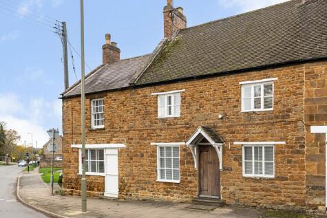 Church Street, Bloxham, OX15