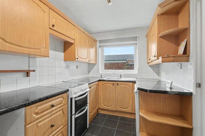 Kitchen_1.jpeg