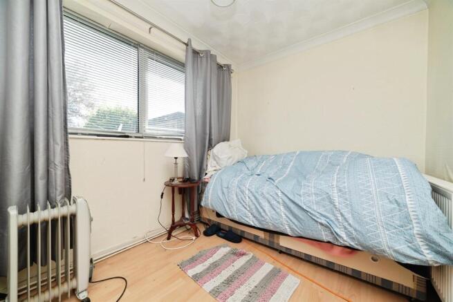 3 bed Bungalow for sale Image 10