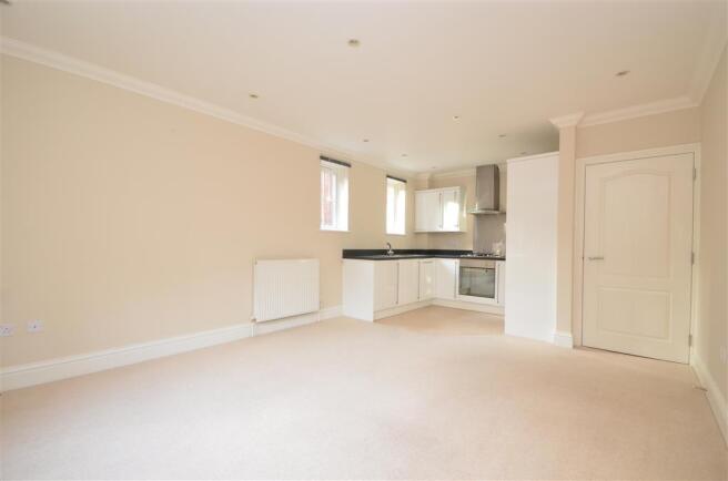 Lounge / Kitchen