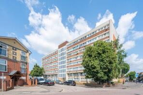 33, Trundleys Terrace, London SE8 5AX