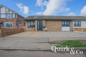 18, Roggel Road, Canvey Island SS8 7HN