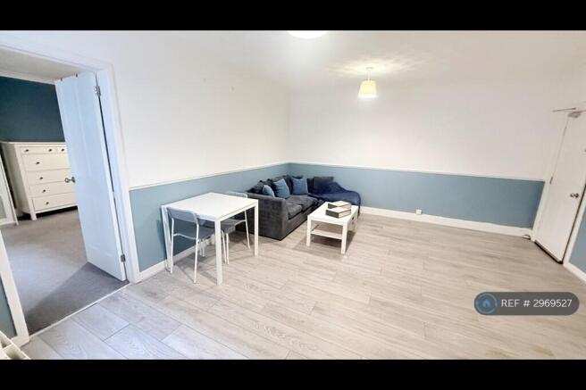 Flat 3 Lounge/Diner