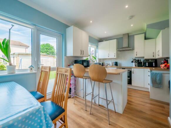 Broadlands Avenue, Hockley, SS5 photo 4