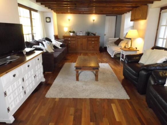 Lounge.