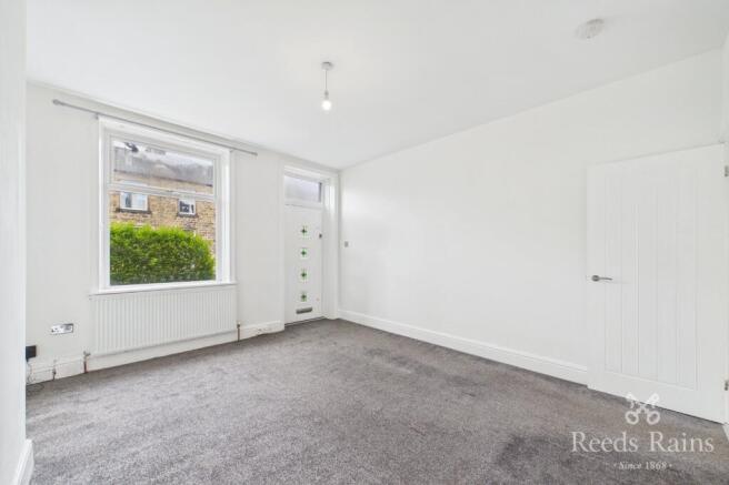 2 bed Terraced to rent Image 9