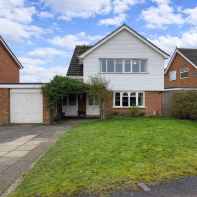 9, Oak Way, Buckingham MK18 3HP