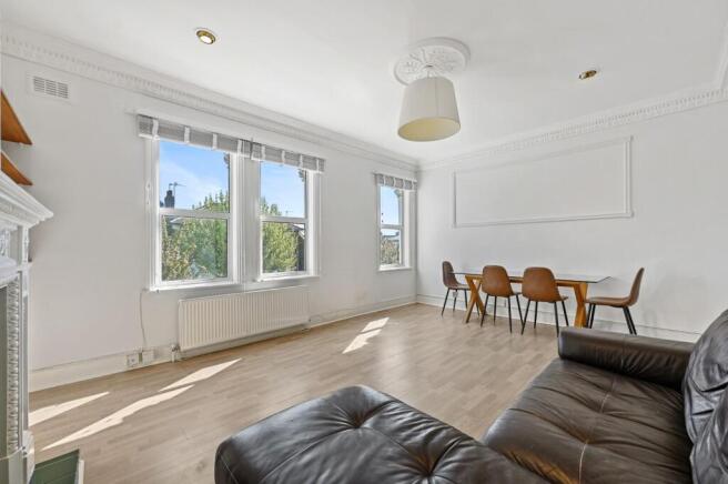 TEC - 194C Fernhead Road - 2.jpg